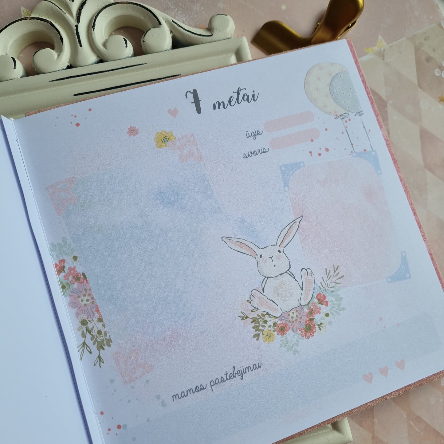Rankų darbo kūdikio knyga mergaitei "Vaivorykštė" rvcreativestudio