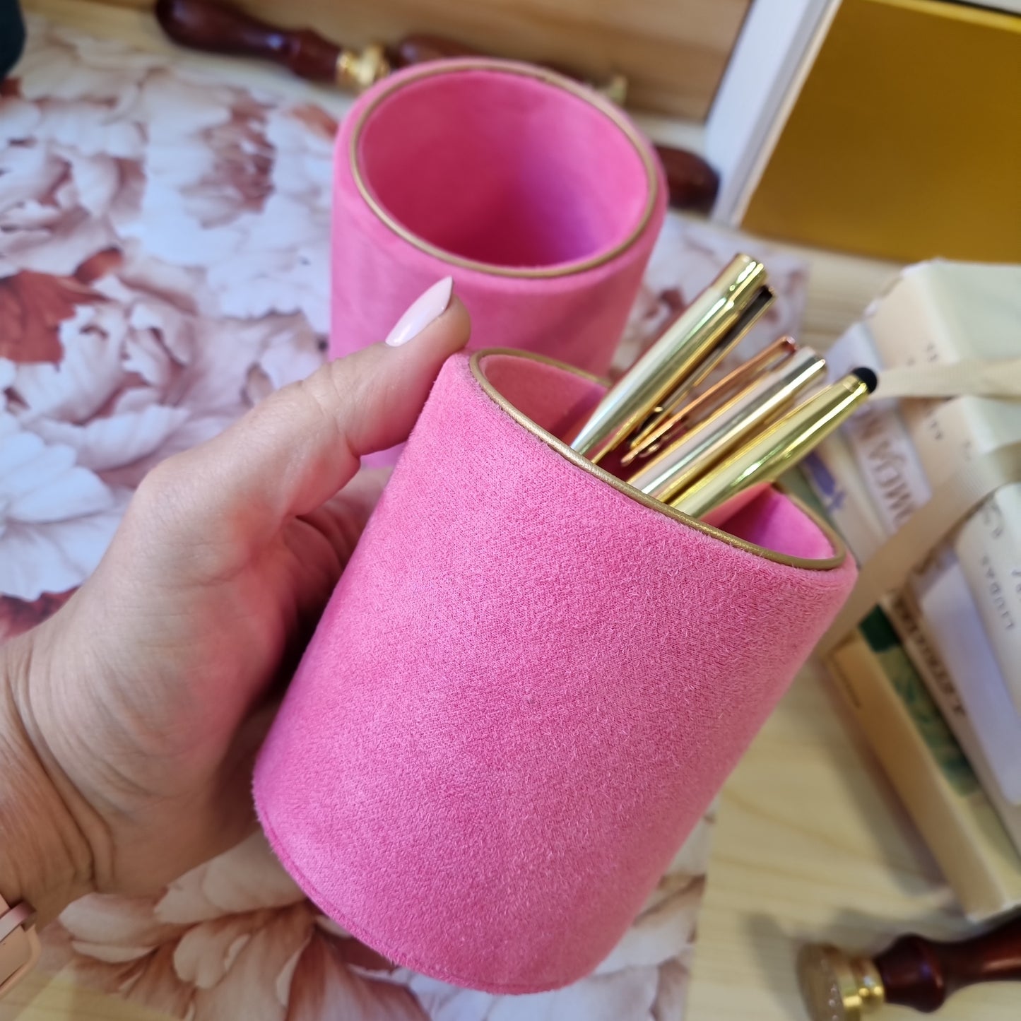 Rankų darbo pieštukinė "Barbie" rvcreativestudio