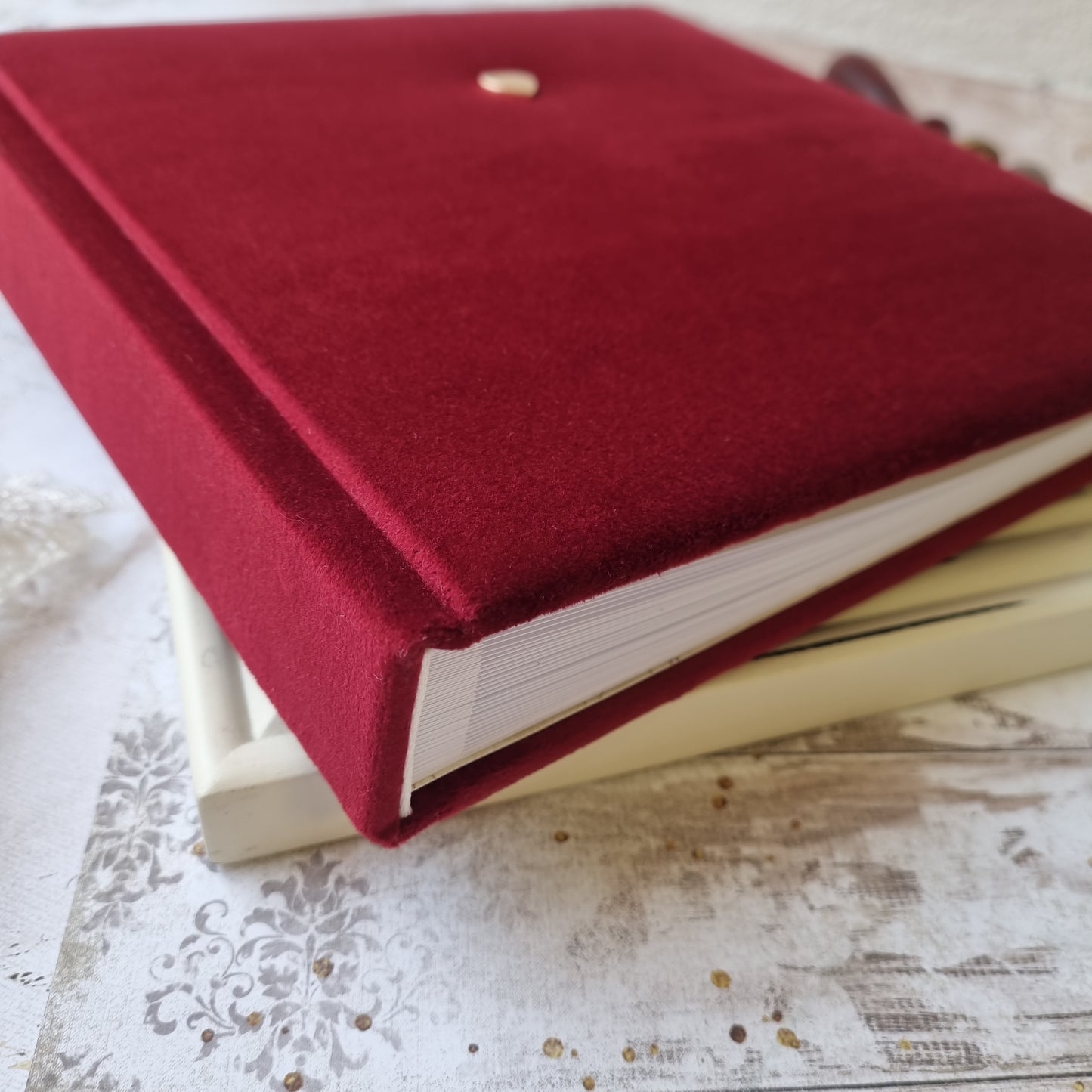 Rankų darbo albumas nuotraukoms "Bordo"