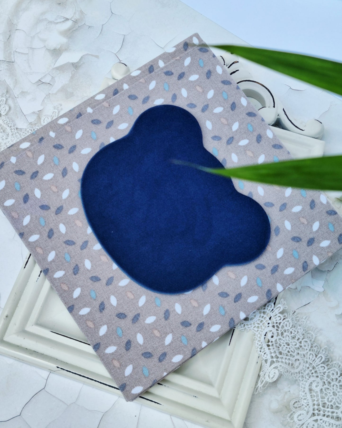 Rankš darbo albumas "Blue Teddy"