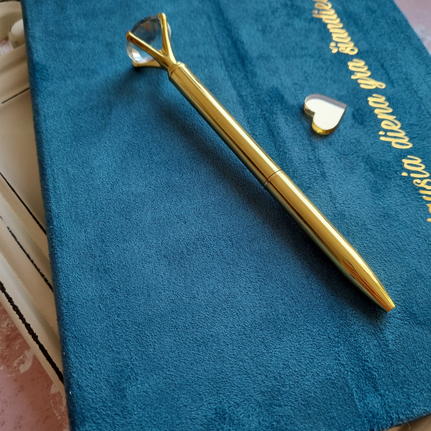 Aukso spalvos rašiklis su deimantu  rvcreativestudio   