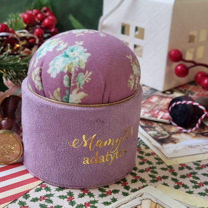 Rankų darbo adatinė "Mamytės adatytės"
