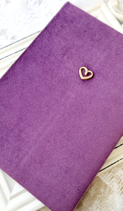 Rankų darbo užrašų knyga "Violeta"