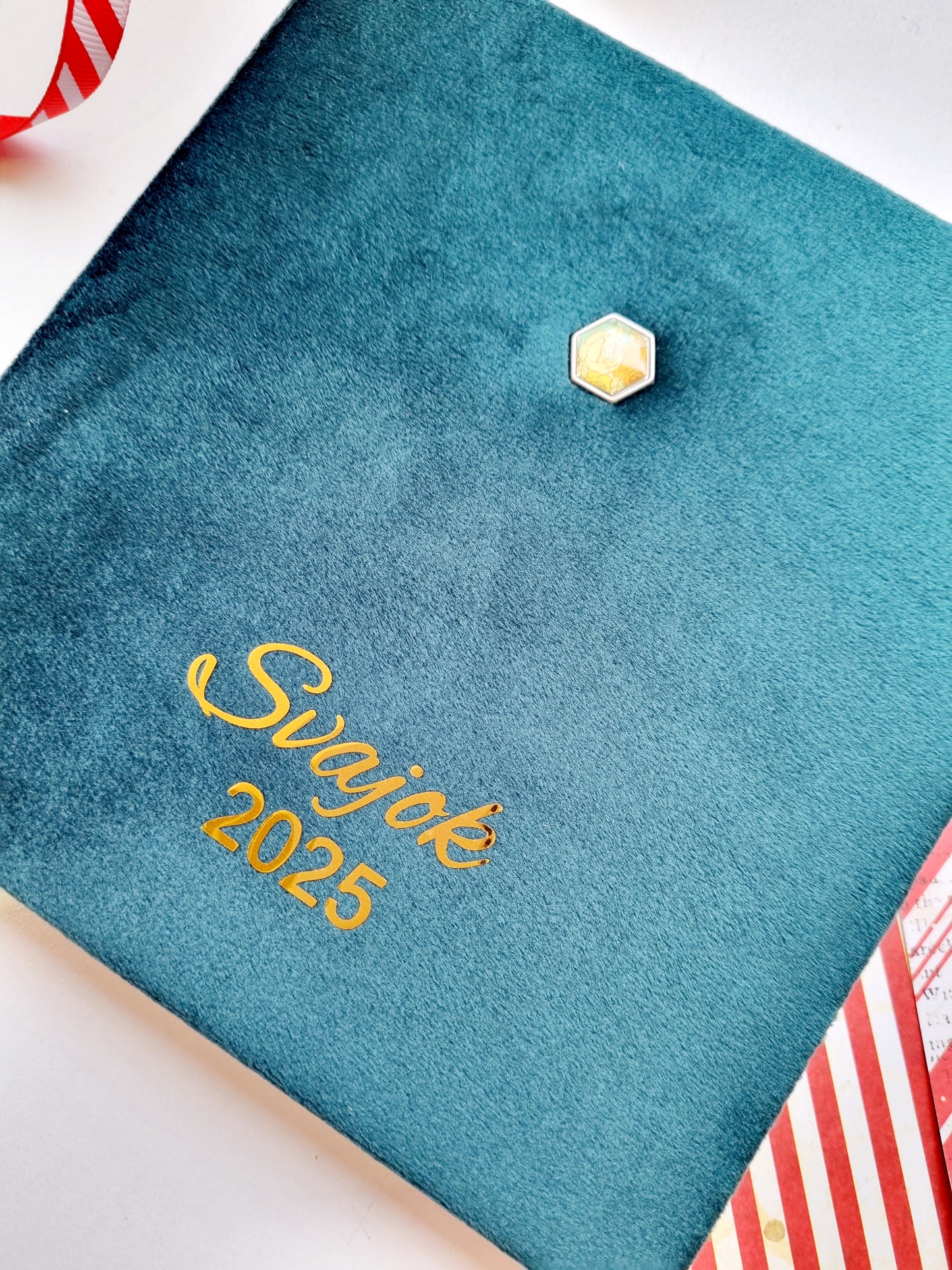 Rankų darbo kalendorius "Svajok" 2025