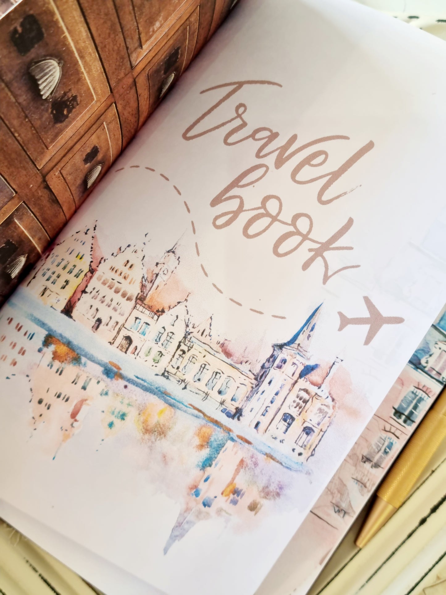 Rankų darbo kelionių žurnalas "Paris"