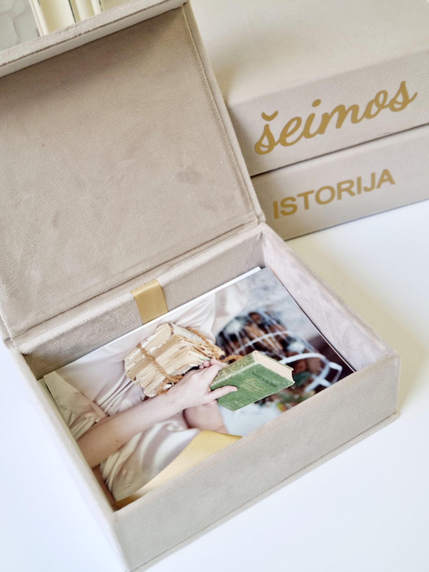 Dėžučių nuotraukoms trio "Mūsų šeimos istorija: