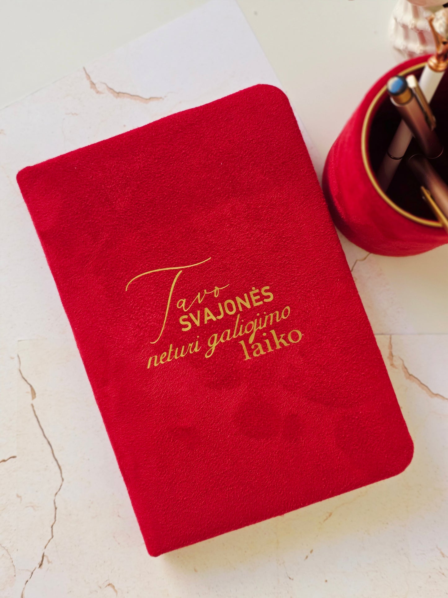 Rankų darbo knyga užrašams "Svajonės"