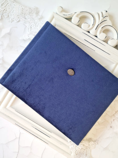 Rankų darbo albumas "Royal blue"