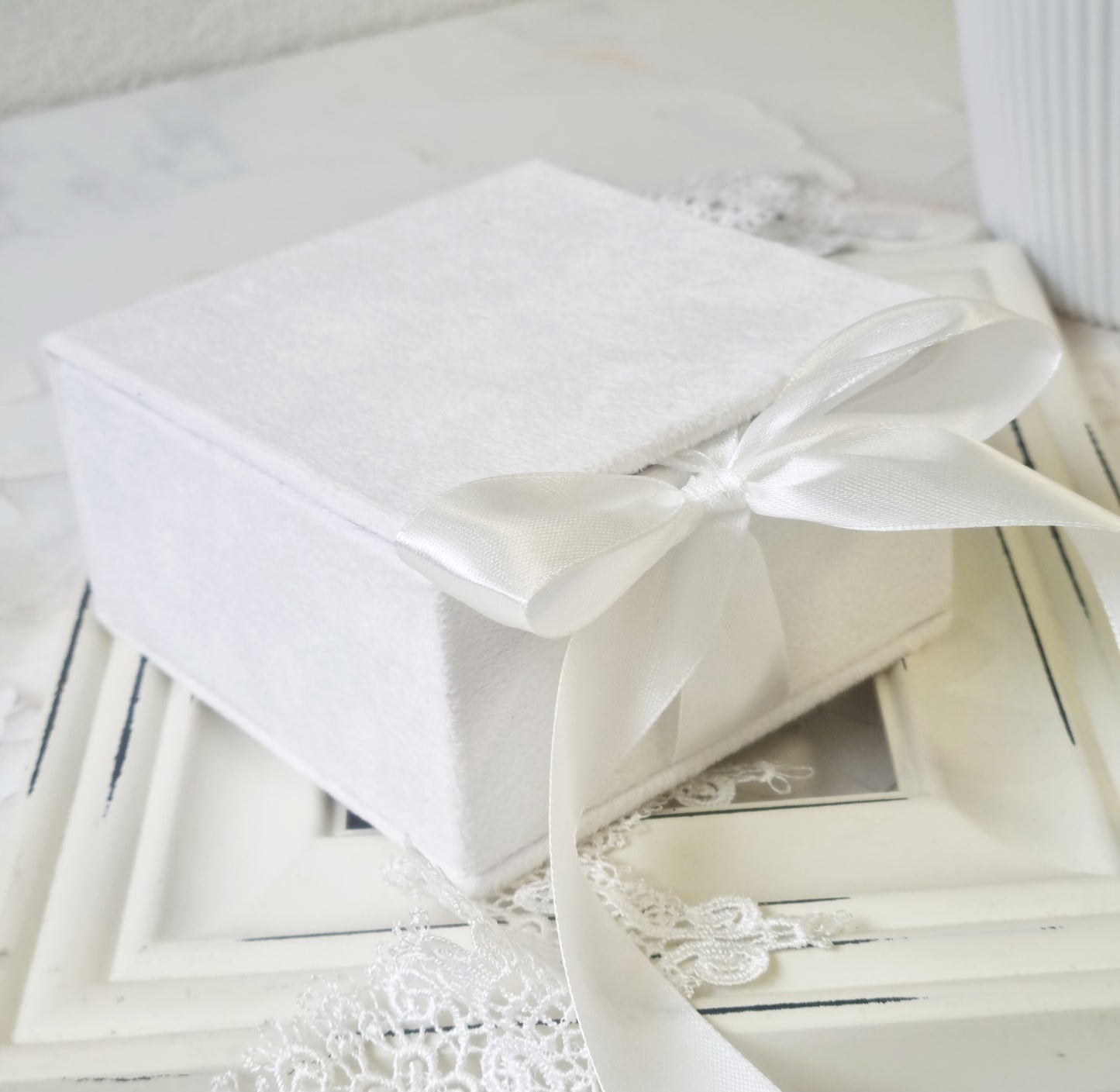Žiedų dėžutė "White"