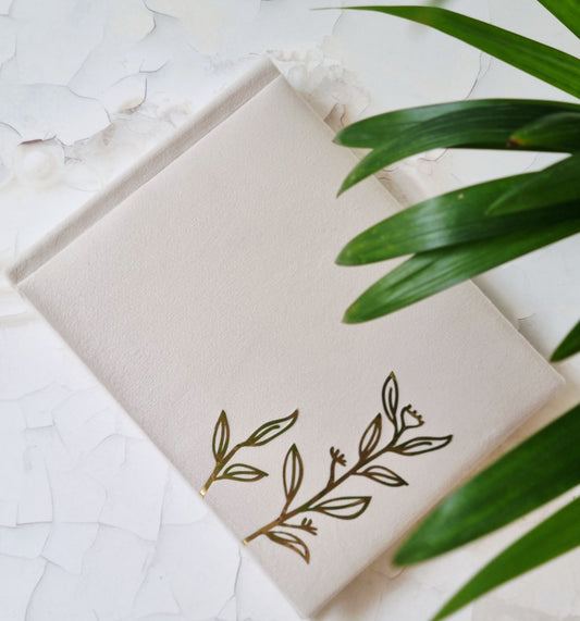 Rankų darbo albumas "Cream Floral"