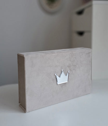 Rankų darbo dėžutė papuošalams "Karūna"