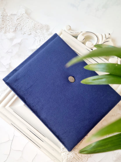 Rankų darbo albumas "Royal blue"