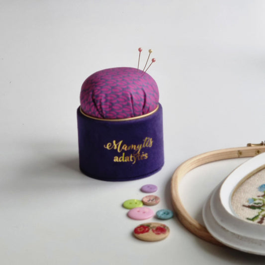 Rankų darbo adatinė "Mamytės adatytės"  rvcreativestudio