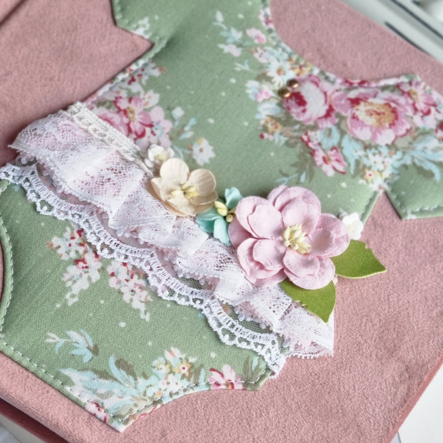 Kūdikio knyga mergaitei " Princesė"  rvcreativestudio   